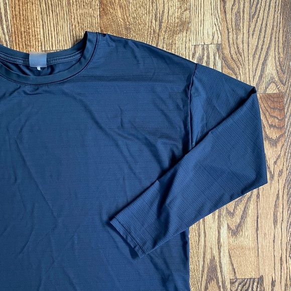 CALIA by Carrie Underwood black long sleeve athletic shirt, size L. Excellent co - Picture 5 of 12